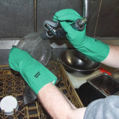 Sol-Fit Nitrile Reusable Gloves, 15 mil - Image 3